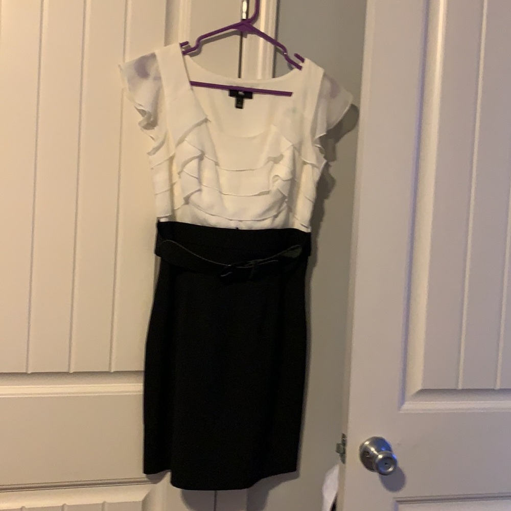 Dress - Picture 4 of 5